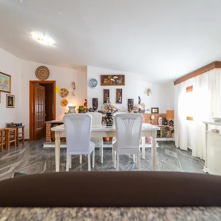 Apartahotel Brorent Domo De Aurora *